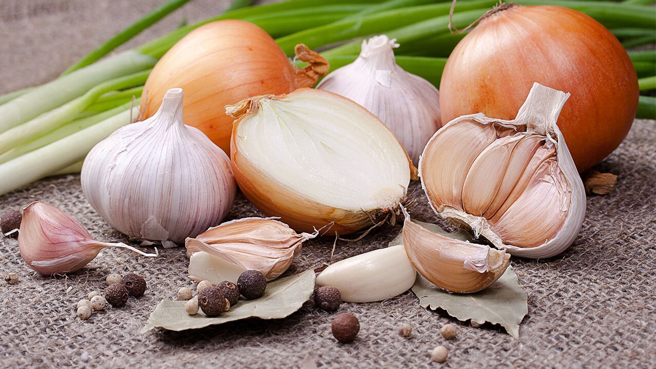 knoflook en uien voor de behandeling van wormen